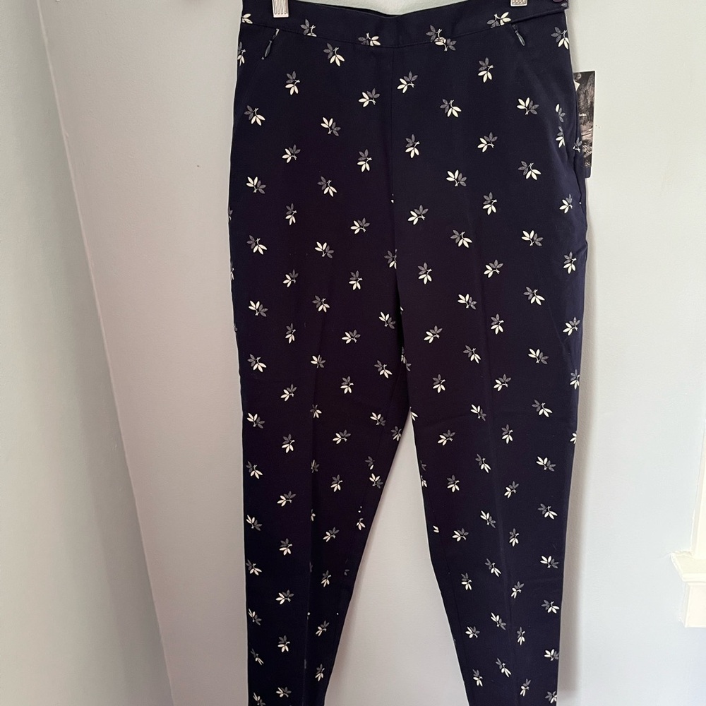 Woolrich Blue and White Cropped floral Pants